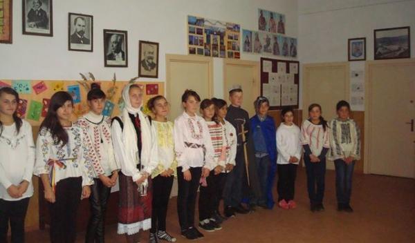Scoala Gimnaziala nr. 3 Borzesti, comuna Ungureni_1