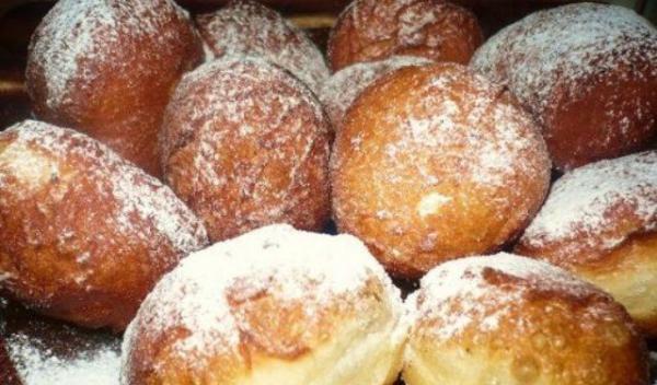 Gogoși pufoase cu iaurt