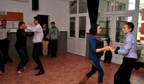 Balul bobocilor Seminarul Teologic Dorohoi