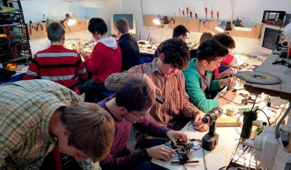 Botosani atelier robotica