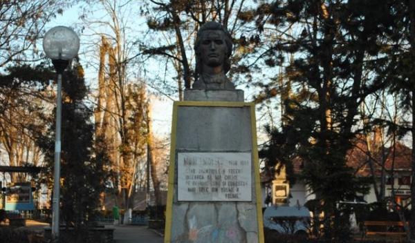 Mihai Eminescu-Dorohoi