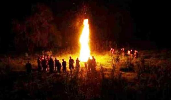 Cordareni - foc de tabara