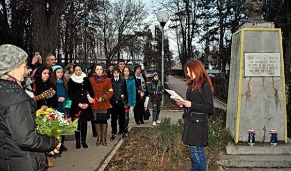 Omagiu Eminescu 01