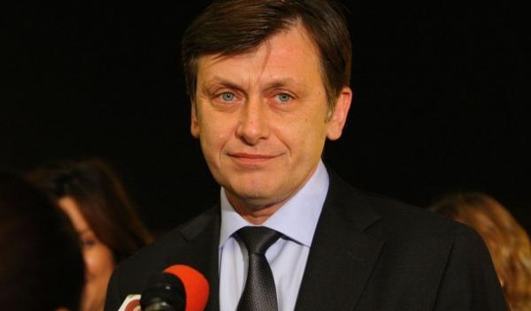 Crin Antonescu