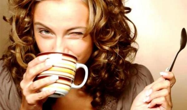 cafea în fiecare dimineaţă