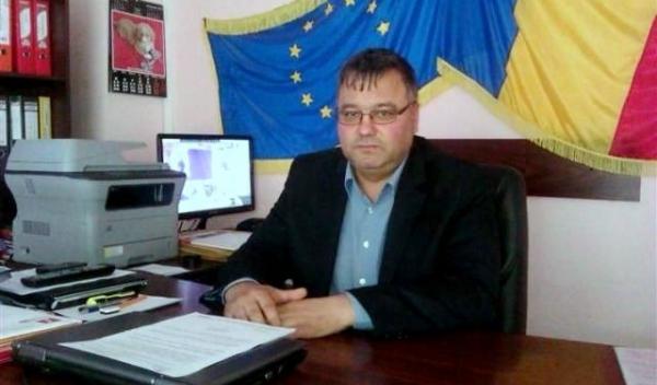 Vicepreşedintele Consiliului Judeţean, dorohoianul Paul Pavăl