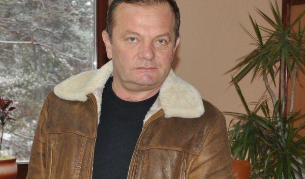 Dorin Alexandrescu1