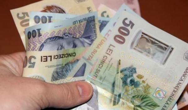 Ministrul Muncii - S-a propus acordarea a două salarii brute pe an, ca premiu de excelenţă