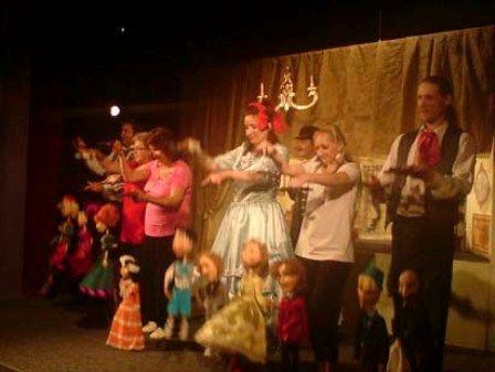 caravana teatru-vasilache