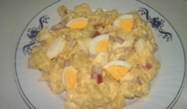 Salată de cartofi
