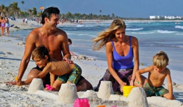 Zile gratuite de vacanţă 2014