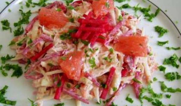 Salată din piept de pui