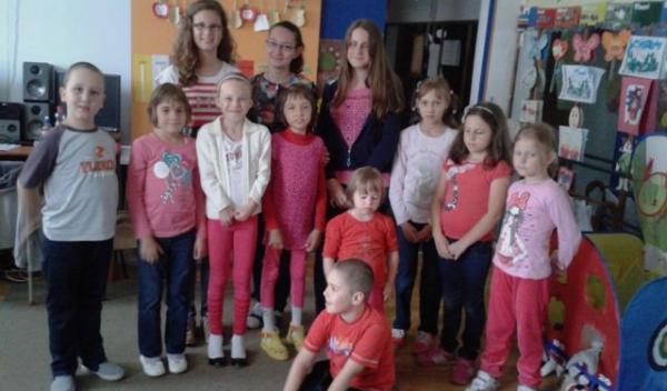 Activitati voluntariat Centrul Sperantei Dorohoi_1