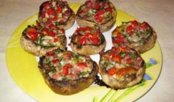 Ciuperci umplute