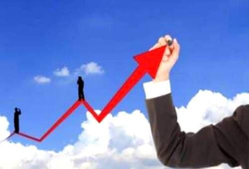 Producția industrială și cifra de afaceri din industrie, a crescut