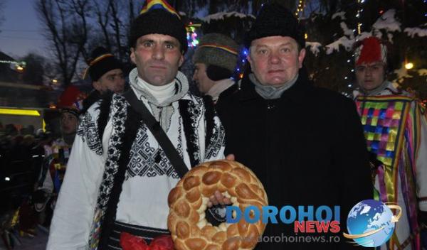 Banda Broscauti_Formatii de datini si obiceiuri 31 decembrie 2014_15
