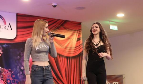 Uvertura Mall - Festivalul Cantecelor_1