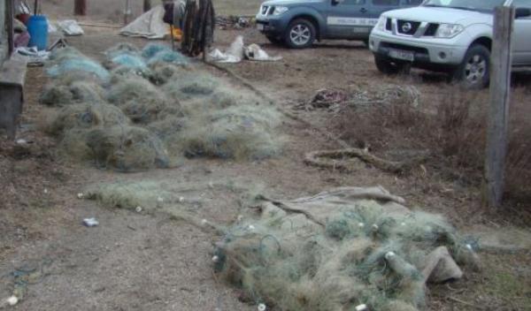 plasă monofilament confiscată de poliţiştii de frontieră