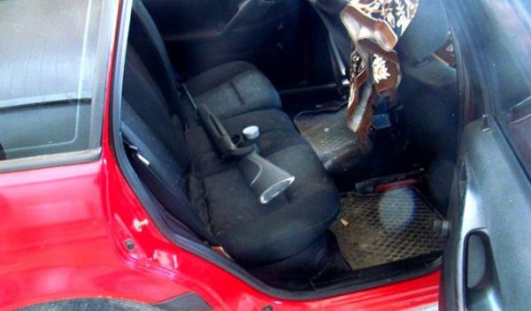 Armă cu aer comprimat şi muniţia aferentă confiscată la PTF Stânca - 1