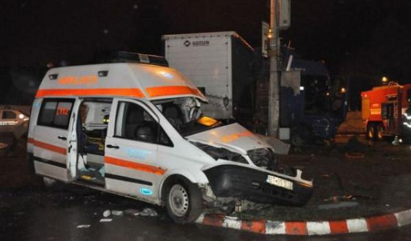 ofer de ambulanță mort în misiune