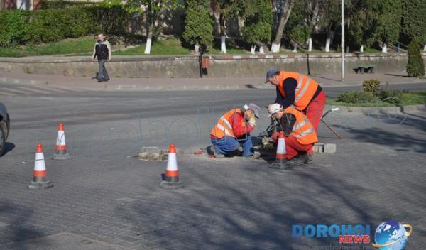 Reamenajare pavele pe Bulevardul Victoriei din Dorohoi_02