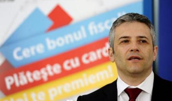 Cere bonul fiscal Plătește cu cardul MasterCard sau Maestro