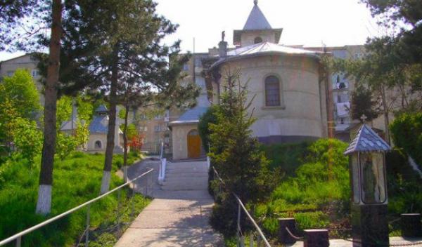 biserica_sf_vineri_dorohoi
