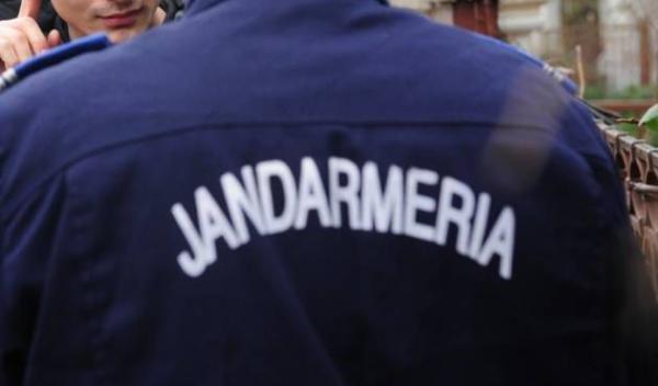 Jandarmi - Hipermarketul Carrefour
