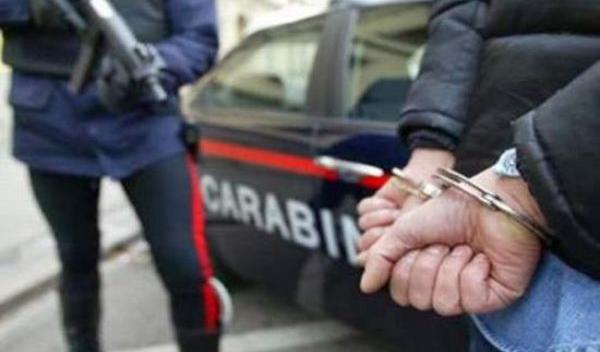 Adolescent român arestat în Italia