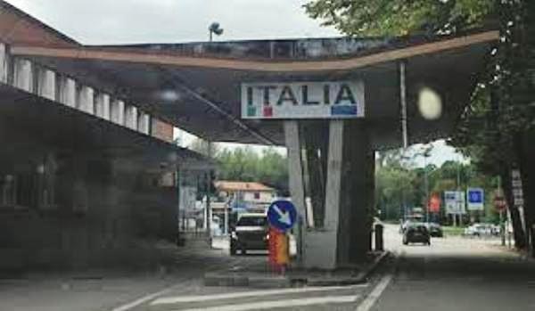 control la granițele Italiei