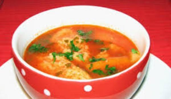 Supă de roșii cu găluște