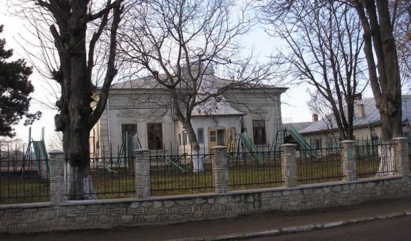casa in care a locuit primarul Vasile CalcantraurJPG
