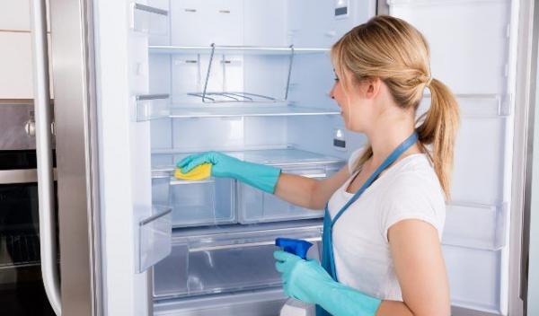 Curatarea frigiderului
