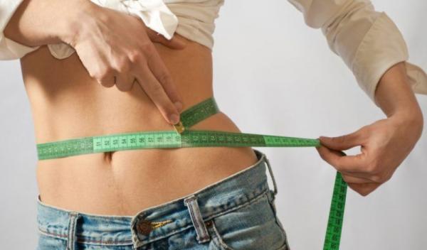 Pierderea de grăsime vs pierderea în greutate Mențineți greutatea și pierdeți grăsimea corporală