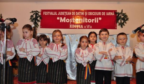 Festivalul judetean Mostenitorii editia a VII-a_Dorohoi_2011_003