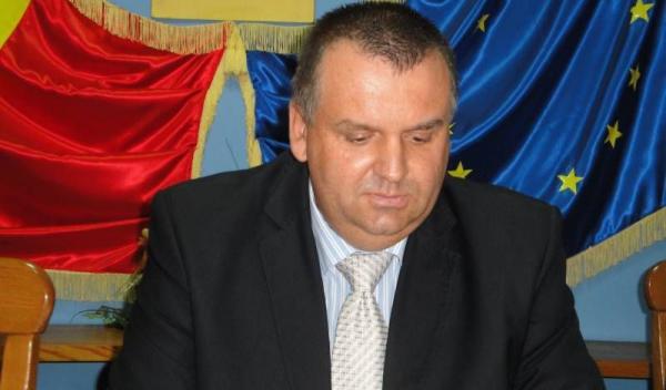 Prefectul Adrian Constantinescu