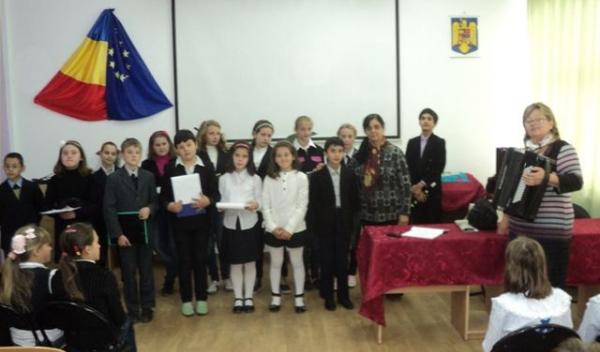 Lansare de carte la scoala Mihail Sadoveanu Dumbravita