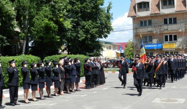 Pompierii din Dorohoi și Botoșani și-au comemorat eroii_2