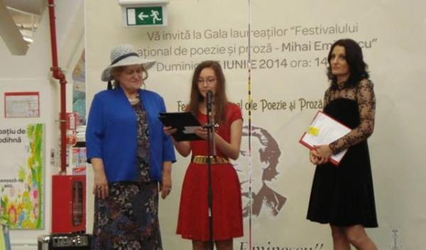 Tânără din Dorohoi câştigătoare a trofeului Trofeul Poesis Litera şi Premiile Concursului Naţional M